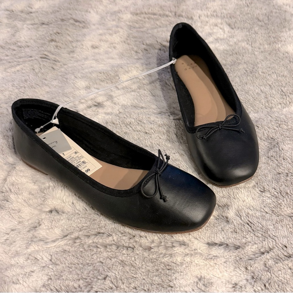 NWT A New Day Black Memory Foam Flats.  Size 7.